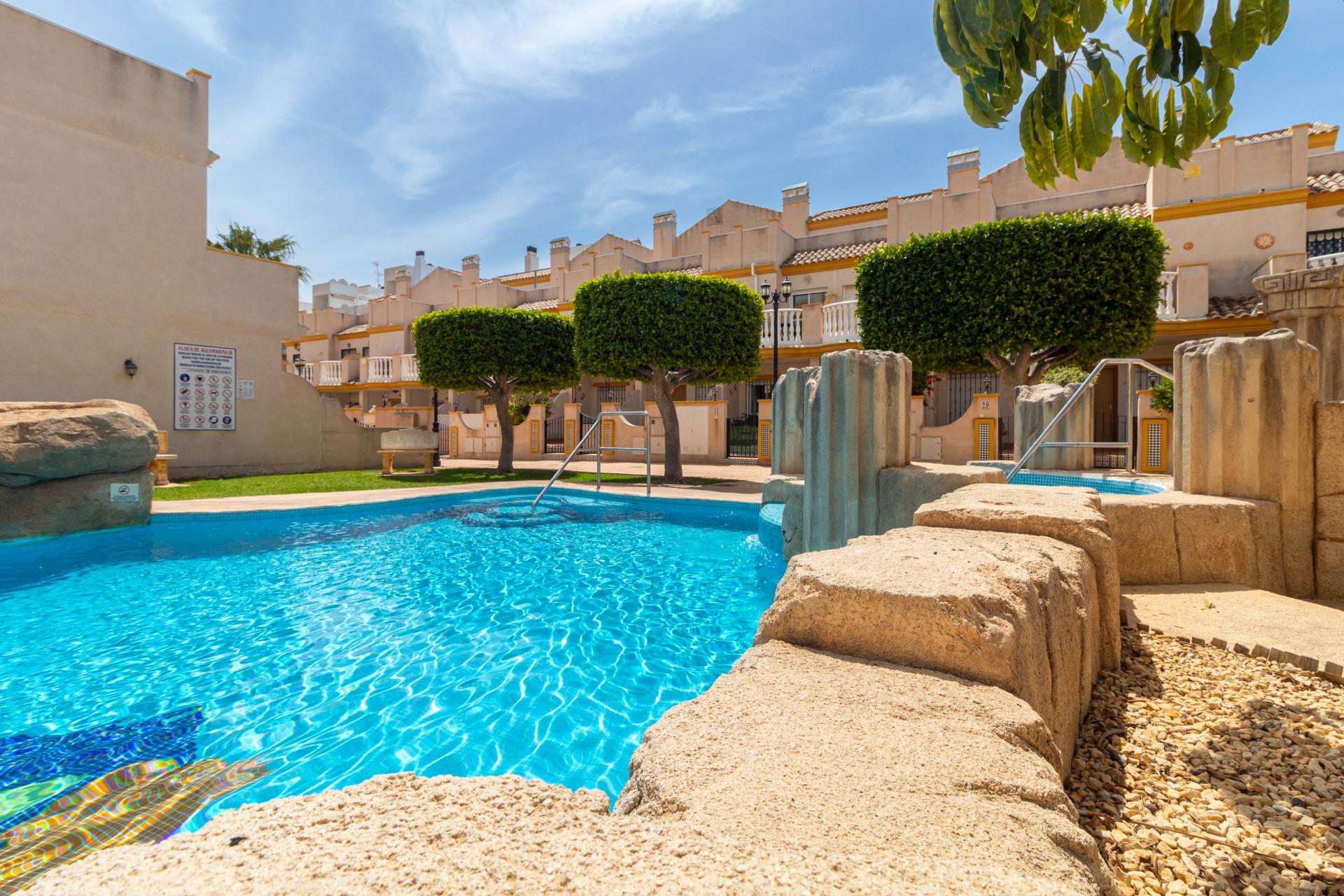 Szeregowiec w Orihuela Costa #31
