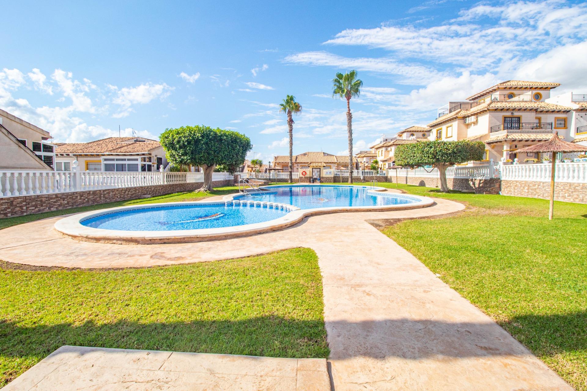 Szeregowiec w Orihuela Costa #34