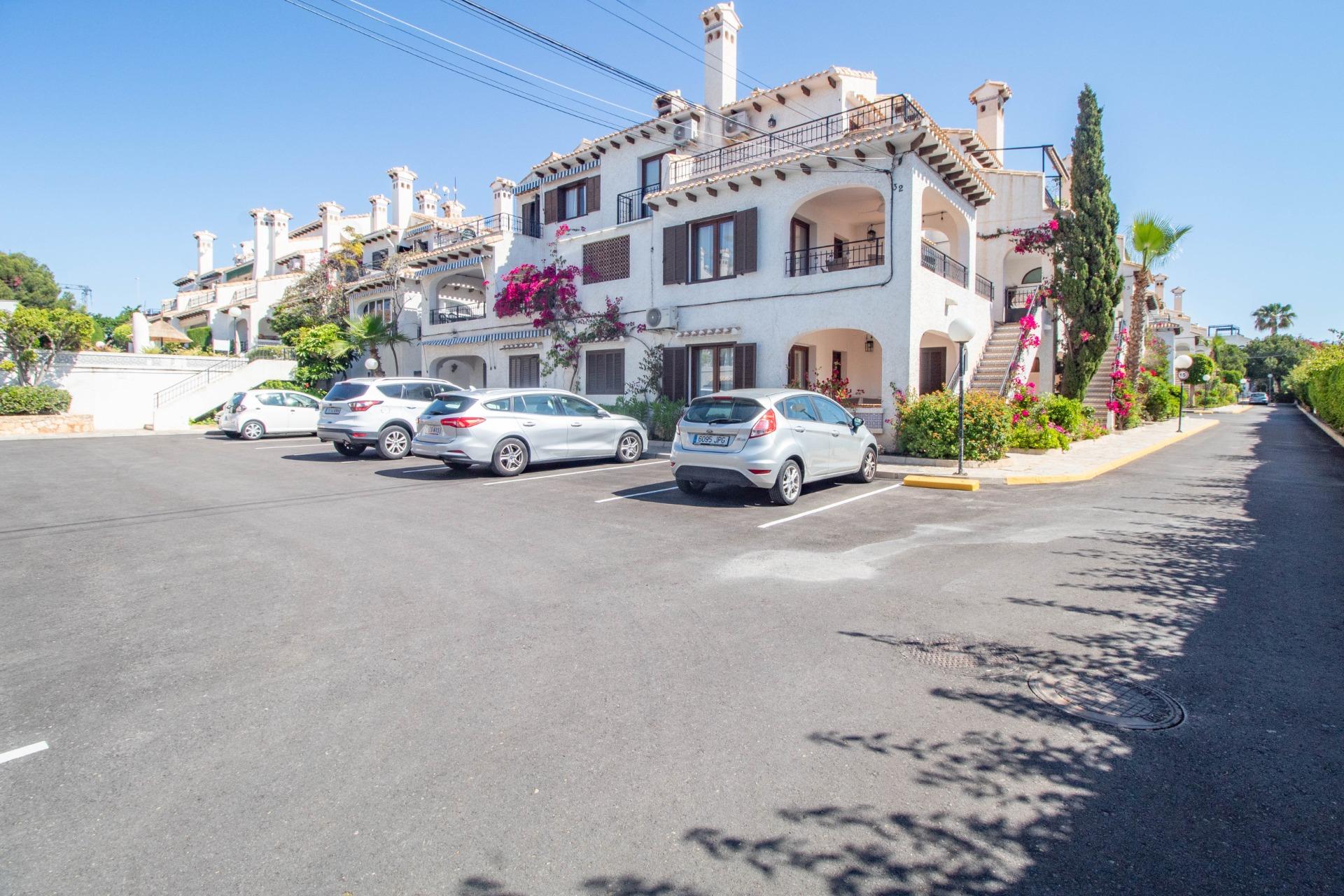 Szeregowiec w Orihuela Costa #31
