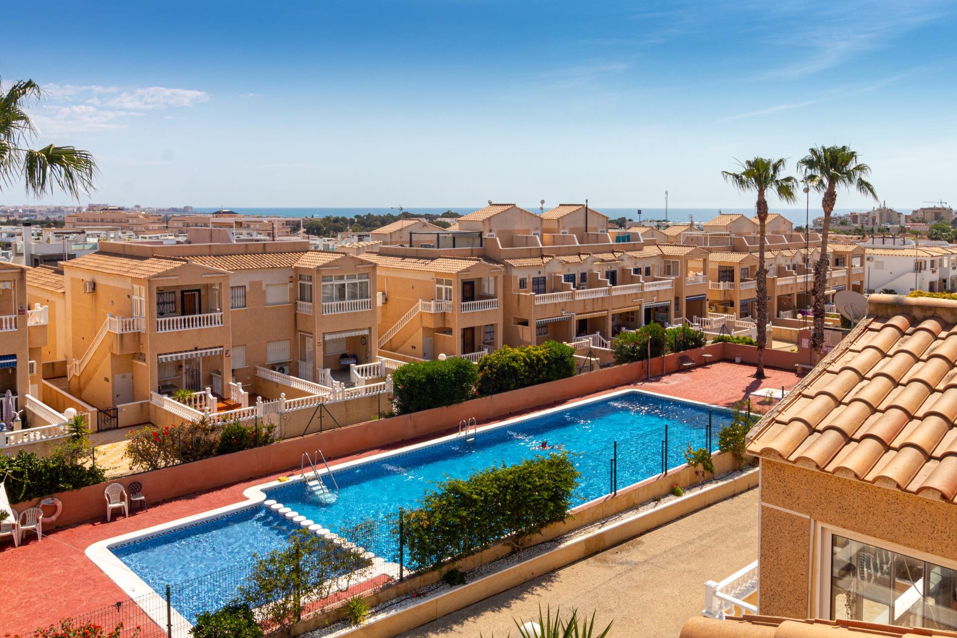 Szeregowiec w Orihuela Costa #23