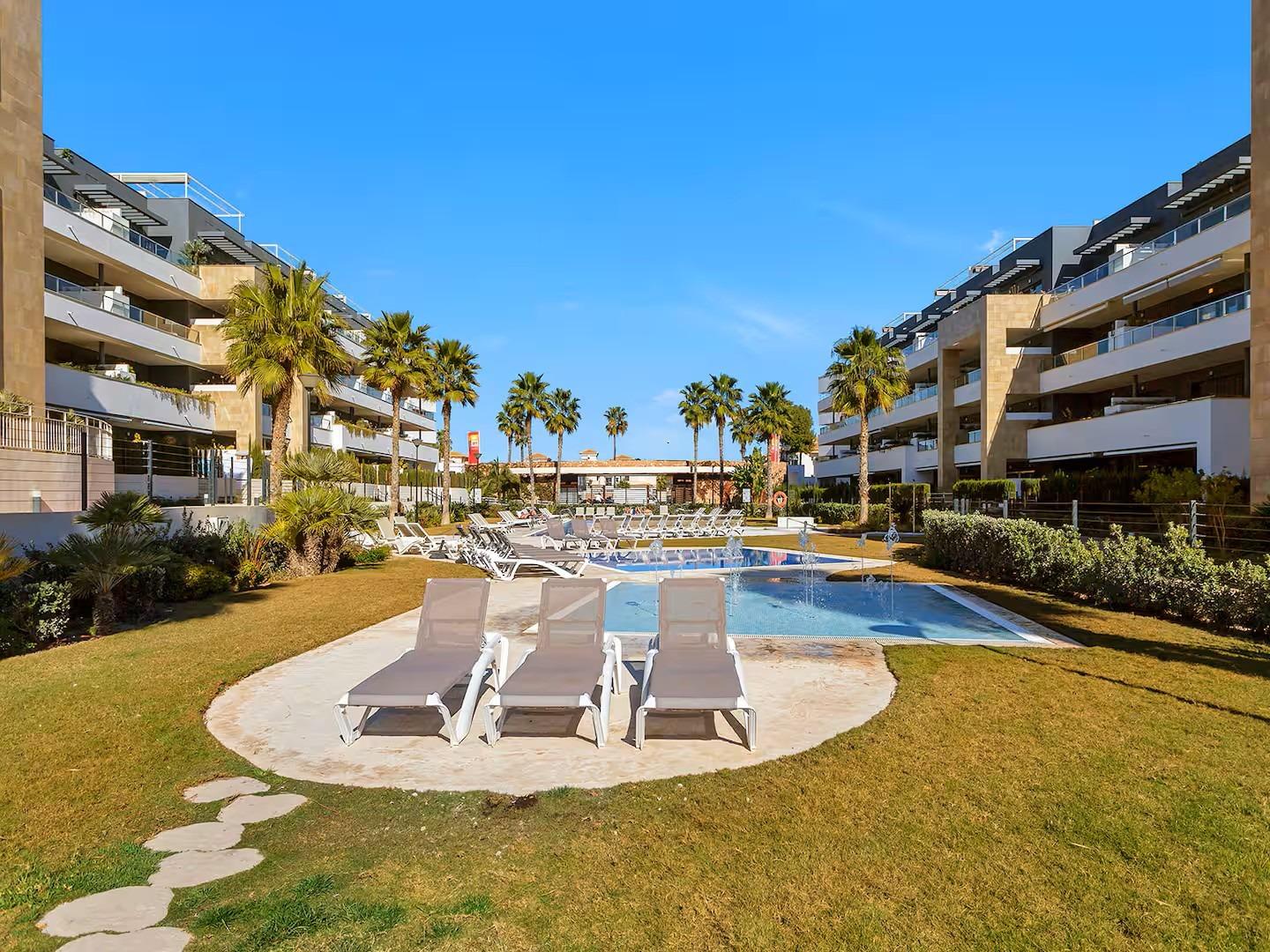 Apartament w Orihuela Costa #31
