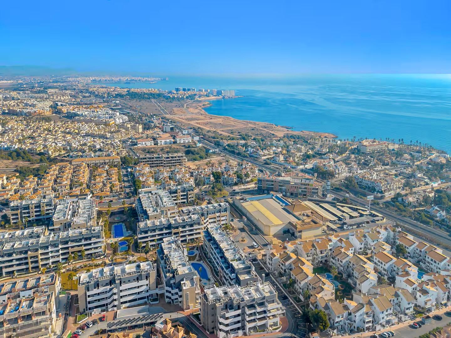 Apartament w Orihuela Costa #40