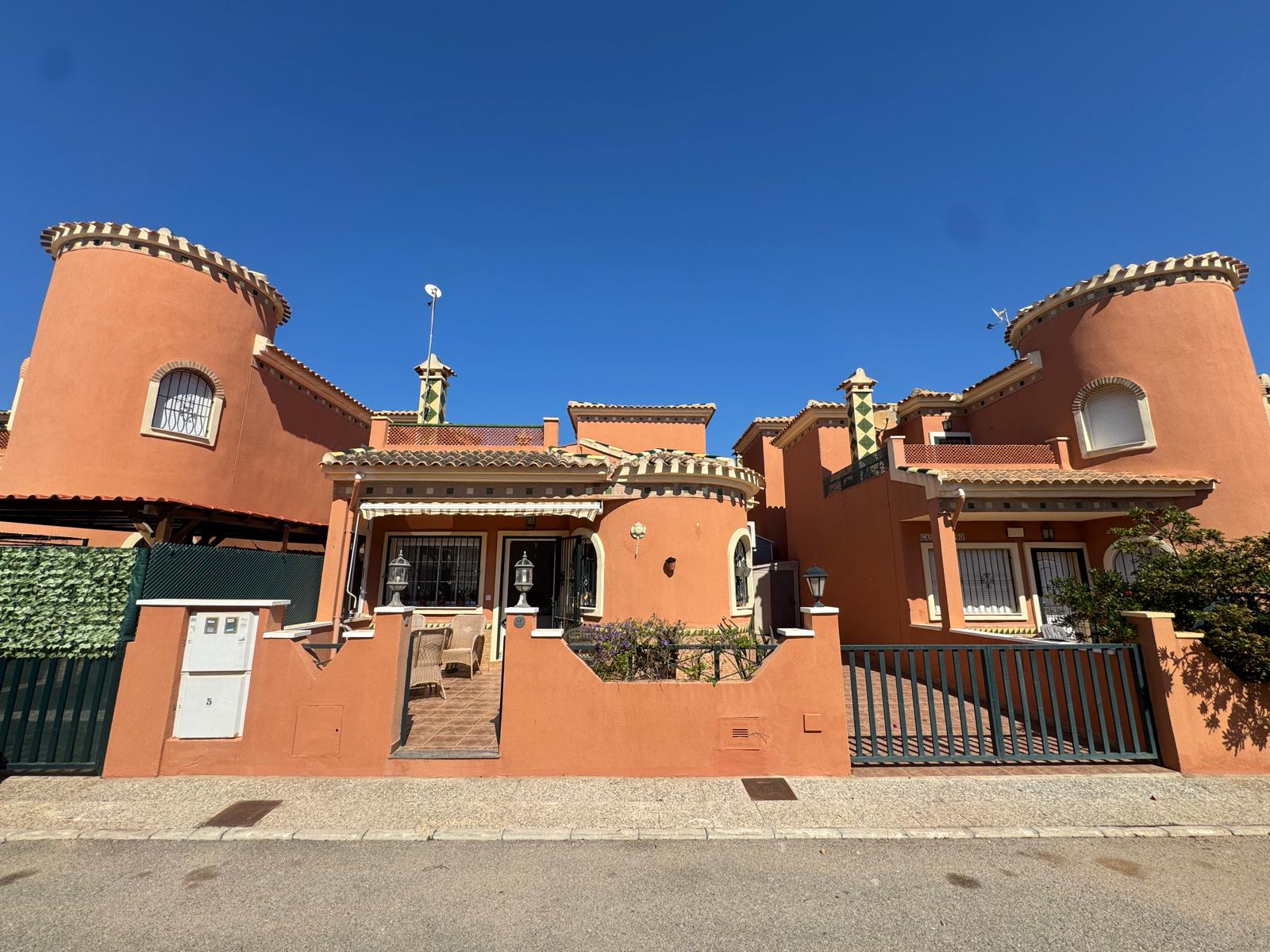 Bungalow w Playa Flamenca