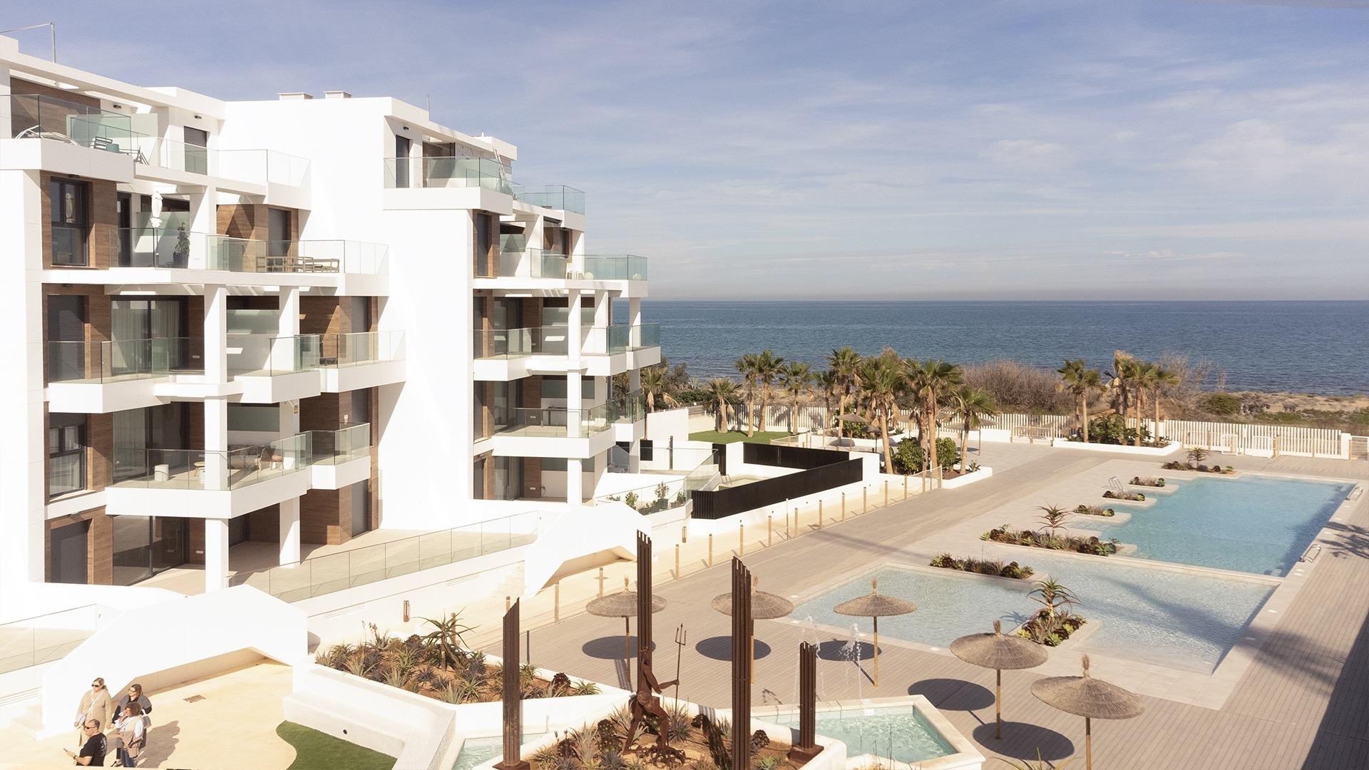  Denia #40