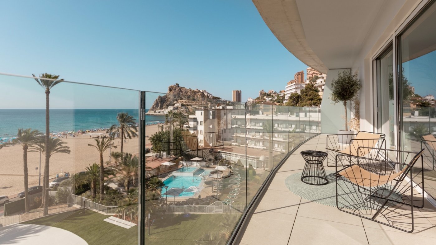  Benidorm #13