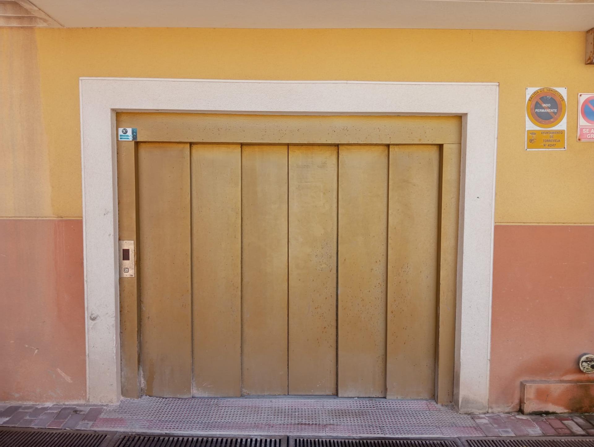 Garaż w Torrevieja