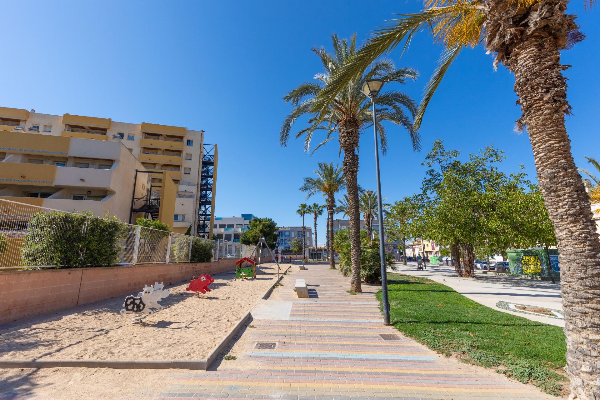 Lokal użytkowy w Torrevieja #30